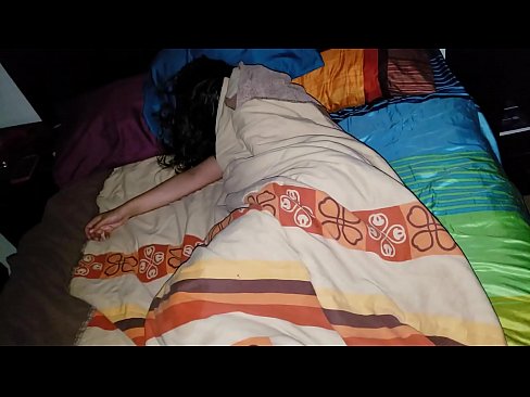 ❤️ Stepson berating a sua jovem madrasta enquanto ela dorme. ❤️❌ Apenas porno em porno pt.flvporn.ru